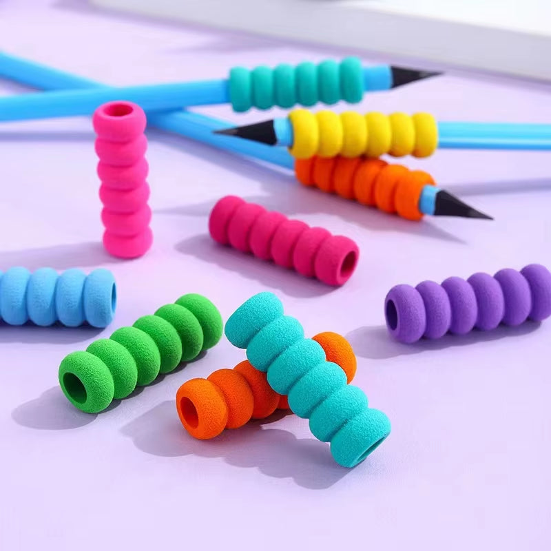 10 Pcs/bag Sponge Finger Protection Pen Holder Kids Cute Pencil Penholder Sleeve Girl Heart Prevention Cocoon Pencil Case